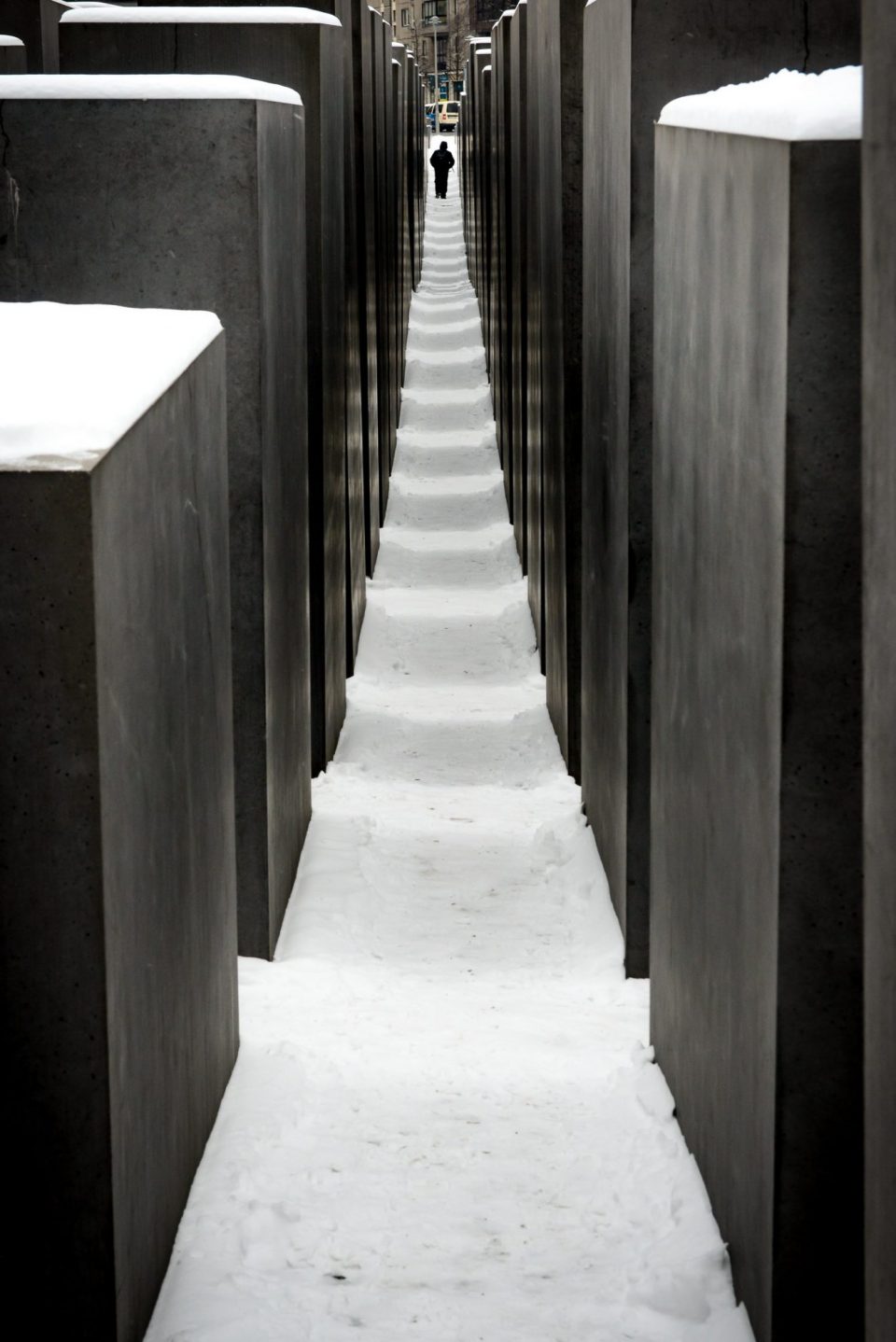 Memorial to the Murdered Jews of Europe, Berlin